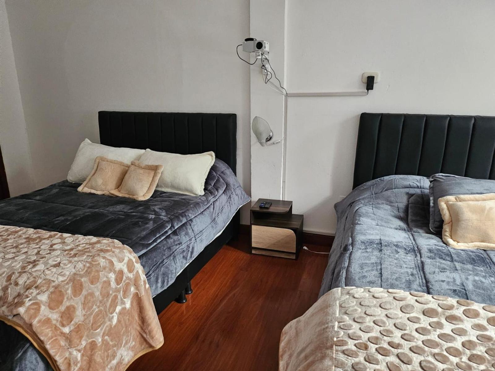 Casa Samor La Candelaria Bogota Bagian luar foto